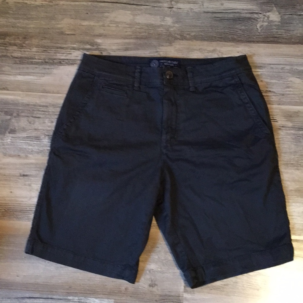 American Eagle men’s shorts 32